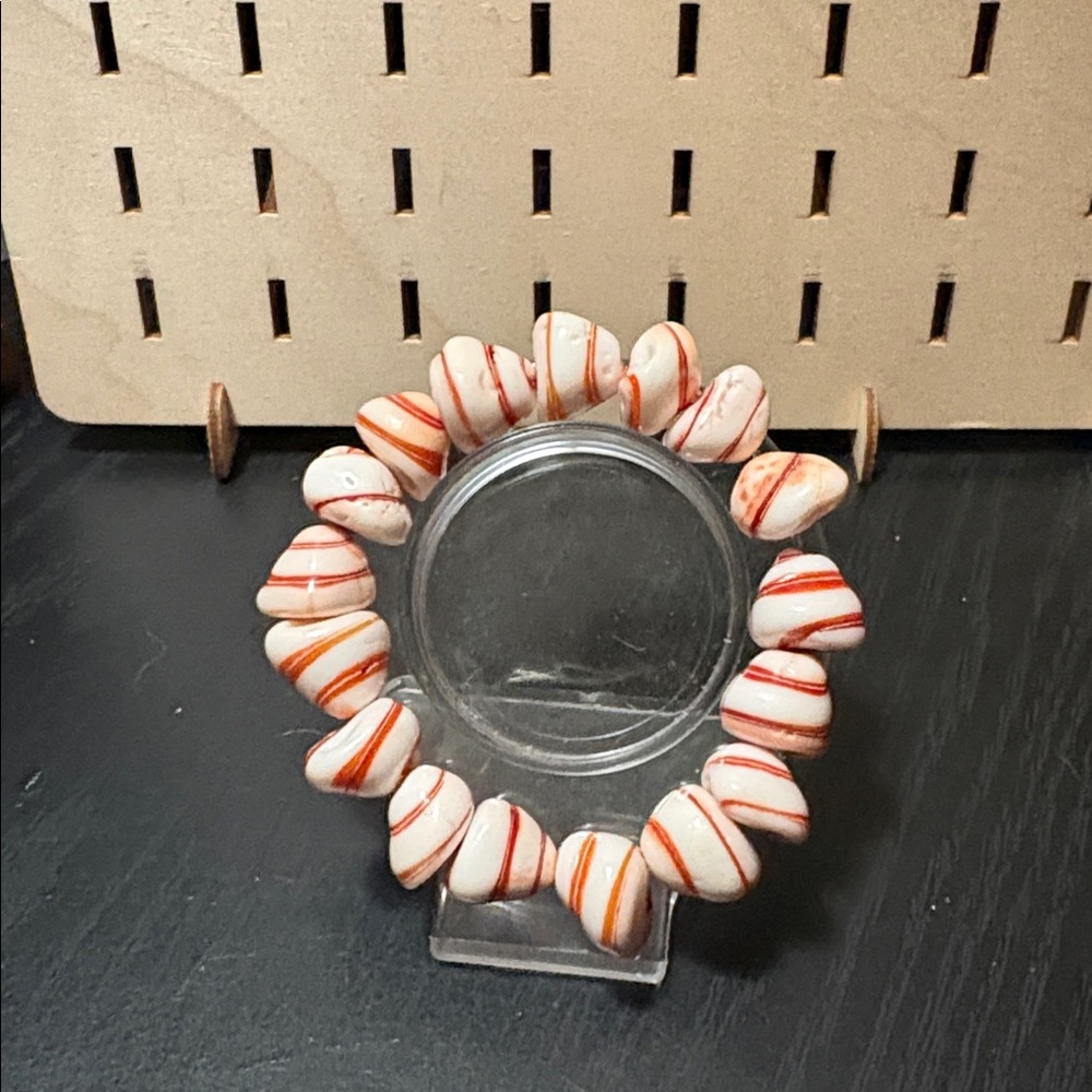 Handcrafted lampwork glass beaded bracelet
